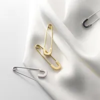 Xiha 925 Sterling Silver Hoop Ohrringe für Frauen Sicherheitsnadel Ohren Mode Schmuck 2021234c