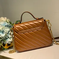 Designers Luxurys Bag Classic Cross Body Handbags Women Love Shoulder Handbag Clutch Totes Ladies Chains Purse Shopping Messenger Bag Fashion Heart-Shape Wallet