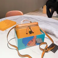Mini Cosmetic Bag Luxurys Designers Bags Women Wash Bagss Handbag Fashion Style Travel Essentials Three Colors Top Quanlity ZZL210241r