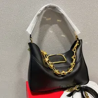 Вечерние сумки рюкзак дизайнер дизайнер роскошные дизайнеры модные пакеты женская стеганая сумка для плеча золотая цепочка