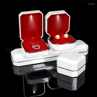 Jewelry Pouches Fashion Luxury Red Interior Wedding Ring Box Gold Plastic Octagonal Earrings Necklaces Pendants Boxes With LED Light