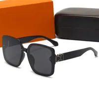 2022 Klassische polarisierte Sonnenbrille Frauen Designer Luxus Brandmarke Legierung Metall Polaroid HD Temperierte Glaslinse Retro Gläser Sonnenbrillen