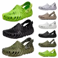 sandals Designer Slippers Croc Slides Menemsha Waterproof Shoes Buckle Sandal Classic Stratus Cucumber Urchin Nursing Hospital Women Crocodile Pollex Clog Mens
