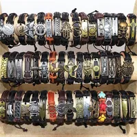 Bangle Groothandel 50 -stcs/Lot Leather Metal Charm Bracebanden voor mannen Vintage polsschermarmbanden voor vrouwen geschenken sieraden mix stijl 220914
