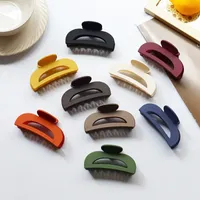 Retro Matte Solid Color Hair Claw Clips Half Circle Hollow Big Acrylic Plain Hair Clips For Women