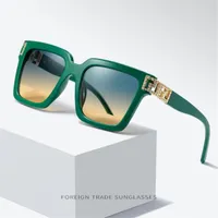Gafas de sol Kapelus Tib￳n met￡lico verde elegante y gafas rojos vintage con incrustaciones de diamantes unisex Sunshade Mirror CH2841