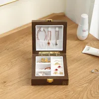 Cajas de almacenamiento Casegrace Luxury portátil Madera de madera pequeña Organizador de caja de joyería Viaje Velvet Joyería Anillo Collar Correo