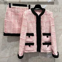Cr￩rat de surv￪tement pour femmes Nanyou Petit manteau de robe rose parfum￩ set Two Piece 2022 Early printemps Nouveau ruban noir blanc top 7e75