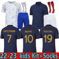 22 23 Benzema Mbappe Griezmann Soccer Jersey French Kante World Pogba Cup Zidane Giroud Matuidi Kimpembe Varane Pavaro Maillot de Football Shirt Kit Kit Kit