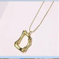 2021 shinny gold thin rope Pendant Necklaces with brass copper material capital letter 'D' high quality coming box and d184p