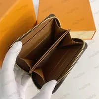 TOP Quality MEN WOMENS 4 colors CARD holder wallets ZIPPY COIN fashion casual short leather zipper purse 60067 designer Wallet216m