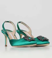 Famoso ver￣o Hangisli Sandals Sapatos Mulheres Slingbacks Backs Shiny Setin Crystal Jewels Buckle High Stiletto Vestido Bombas de Casamento de Noiva EU35-42