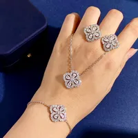 Classic Brass 18K gold plated Pendant Necklaces Full diamonds Flowers Four Leaves Clover women Luck Earring ear stud Designer Jewelry VC--04