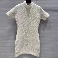 Kadınlar Günlük Elbiseler Kabartmalı 3D Rölyef Mektubu Tasarımcı Bayanlar Elbise İki Parça Örgü Tank Üst Etek E2HH#