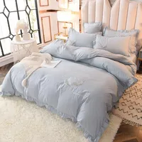 Bedding Sets 4-Piece Set Fashion Lace Girl Bedspread Skirt Solid Color Bed Linens King Queen Size Cotton Pure Sheet Quilt Cover