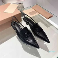 Brand Sapatos casuais Sandálias de gato Sandálias Mulheres SHOW SLABELO RUPLO DE SAPATOS MODOS DE MAPA