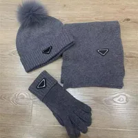 Luxurys Brand Scarf Hat & Glove Sets mens Women designer knitted Hat and Neckerchief with gloves Casquette Bonnet Beanie Womens mittens213K