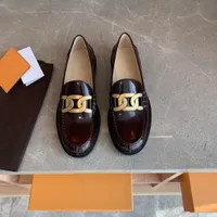 2022 Nuove scarpe da ginnastica Donne di alta qualit￠ Donne Designer Luxury Brand Shoe Scarbly Leather di Signora Importata comoda e bella con Box LBZ