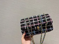 Luxus Frauen Wollstrick handgefertigtes Umhängetasche Kette Großkapazität Mode Persönlichkeit Crossbody Bag Designer Clasp Clamshell