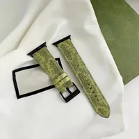 Bandas de banda de correa verde Green Bandas de pulsera Moda Bander Bandas de vigilancia de cuero Pulsera de cuero 42 mm 38 mm 44 mm Iwatch 3 4 5 SE 6 Nuevo