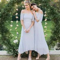 2023 Chic Prom Dresses Off Shoulder Sleeveless Chiffon Pleats Tea Length Short Evening Gowns Lace Applique Occasion Dress