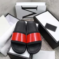 Luxurys Tasarımcılar Sandalet Erkekler Kadınlar Klasik Floral Brocade Slaytlar Daireler Deri Kauçuk Platform Flip Flops Plaj Ayakkabıları Soafers