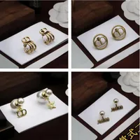 Lyxiga smycken stud￶rh￤nge Micro Inlays Diamonds Earring 18k Gold Plated Love Heart Letter Woman Metal Non-B-k￤ndis￶rh￤ngen J05M