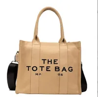 Сумка для сумки леди знаменитый дизайнер прохладный практическая малая мощность простые кроссовые сумочки на плечах женщины отличный кошелек с трубо