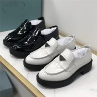 Fashion Shoes Genuine Leather Slipper Triangle Sandals Platform Sliders MILANO Black White Mules Soft Cowhide Shoe