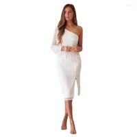 Lässige Kleider 2022 Trend Frauen Kleid mit mittlerer Kälte Bridemaid Hochzeit Sommerkleidung Polyester von Schulter elegant