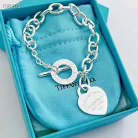 Luxury Fashion OT Letter Bangle Bangle Heart Bracelet Sterling Silver Silver Men and Women Love les encanta enviar el d￭a de San Valent￭n