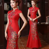 エスニック服Red Qi Pao and Gold Bride Silk Rhinestone Peacock Fish Tail Cheongsam Chinese Traducial Wedding Long Dress Qipao Gowns1