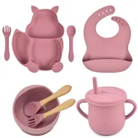 Cups Dishes Utensils 8PCS Set Baby Silicone Sucker Bowl Plate Cup Bibs Spoon Fork Sets Children Non-slip Tableware Baby Feeding Dishes BPA Free W220924