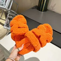 Sandálias chineias laranja chinelas de pele de carneiro de lã de lã de uma peça grossa de fundo grosso 2022 Women's Outdoor Wear ao ar livre de lazer interno All-Match Lazy Flops