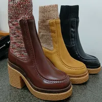 Chelsea ankelstövlar för kvinnors lyxdesigner cowskin mode stickar elasticitet blandade färger strumpor skor chunky klack tjock ensam halv boot 35-42