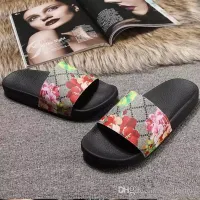 Luxury Slide Thick Sandals Slipper Sandals Designer Shoes Flip Flops Summer Fashion Wide Flat Slippery Men Women NAh