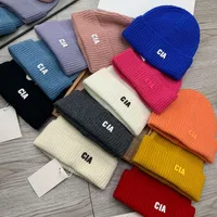 Fashion Cashmere Knitted Baseball Cap Letter Designer Beanie Hat Men Womens Street Tide Hat Solid Color Ball Caps Bucket Hats