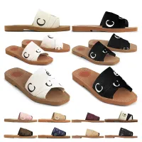 Women Slippers Shoes Sandals Beach Sliders Luxurys Designers Canvas Rubber Woven Peep Toe Casual Letter Stylist C The Woody Flat Mule uxV