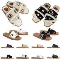 2022 Kvinnor Woody Mules Flat Sandals Slides Designer Canvas Slippers White Black Womens Fashion Outdoor Beach Slipper Shoes