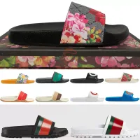Designers Sandals Slides Flats Heatshoes Flip Flops Beach Shoes Fashion Classic Floral Brocade Leather Rubber Platform Gear Bottoms For JeQ