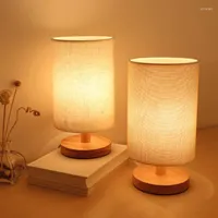 Table Lamps Wooden Decorative Desk Lamp Bedside Simple Modern USB Lightings Creative Reading Night Light Home Bedroom Decor