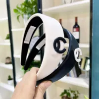 Designer C Lettera Sponge Headband Luxury Cesta di capanna da donna fascia da donna Elastico Accessori per capelli per il fitness per la testa