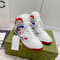 Chaussures de basket-ball de créateur de luxe 5A Femmes Sports Sneakers Men de 25 mm Basket en faux cuir