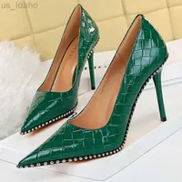 Dress Shoes Quality High Heels Women Pumps Metal Chain Stiletto 2022 Luxury Banquet Female L220923