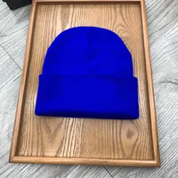 Kış Mavi Beanie Şapka/Kafatası Kapağı Nakış Desen Sportif Kapaklar Kadın Erkek Tasarımcı Beanies Kayak Şapkaları