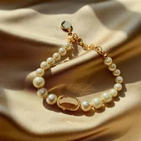 Luxurys Designers Jewelry Womens Letter Logo Delicate Bracelets High Quality Personality Bracelet For Women Retro Trend Jewelrys 23029