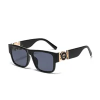 Designer Solglasögon för kvinnor Element Populärt Adumbral Ultraviolet-Proof Geryeglasses Design för Man Womans 6 Färger Kvalitet