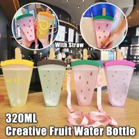 Wasserflaschen kreativ 320 ml Plastik Süßes Wassermeloneneisflasche mit Strohfruchtform tragbarer Eis am Stiel Tasse