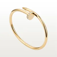 Nail Bracelet Designer Bracelets Luxury Jewelry For Women Diamond Bangle Accessories Titanium Steel Alloy Gold-Plated Craft Never 285e