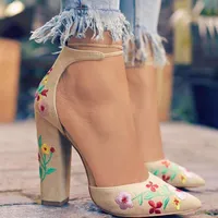 Dress Shoes 2021 Spring Women High Heels Plus Size Embroidery Pumps Flower Ankle Strap Female Two Piece Sexy Party Wedding Pointed2506